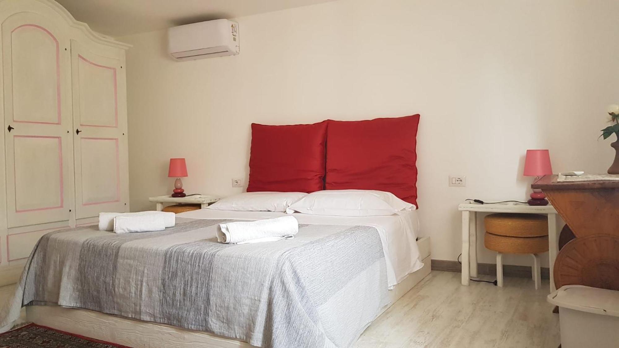 Pm 1 Via Armando Diaz Guest House Olbia Exterior foto